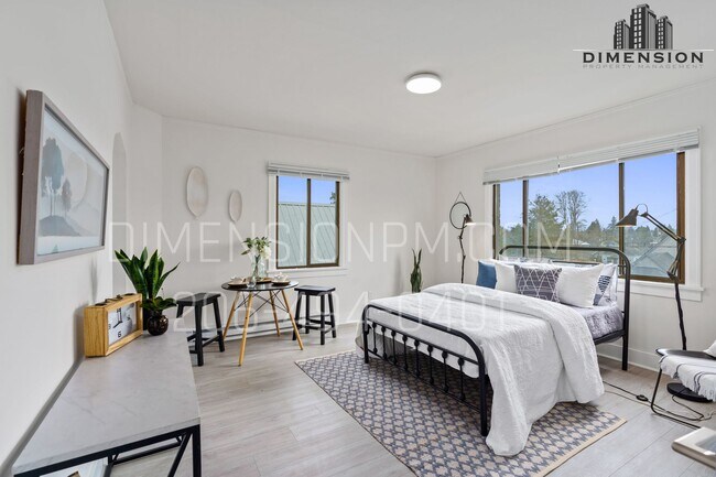 Building Photo - 2331 Rockefeller Ave