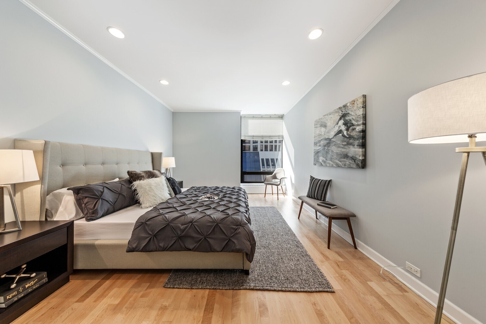 Building Photo - 680 N Lake Shore Dr