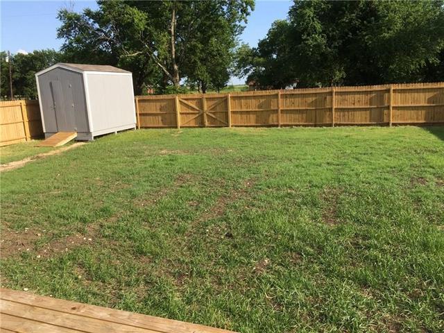 Building Photo - 600 Pacific St E