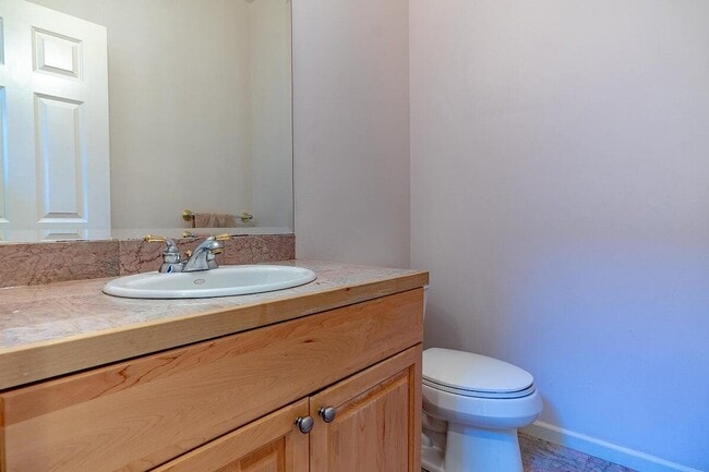 Downstairs Bathroom - 14176 SE 8th Street