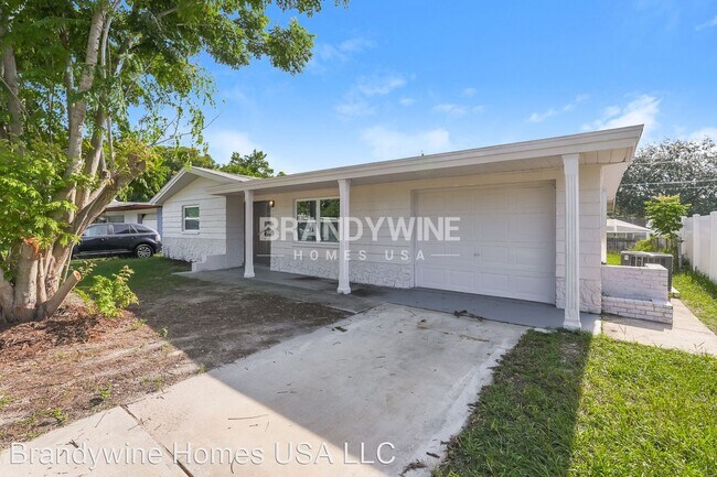 Building Photo - 2 br, 1.5 bath House - 3914 Winston Dr, Ne...