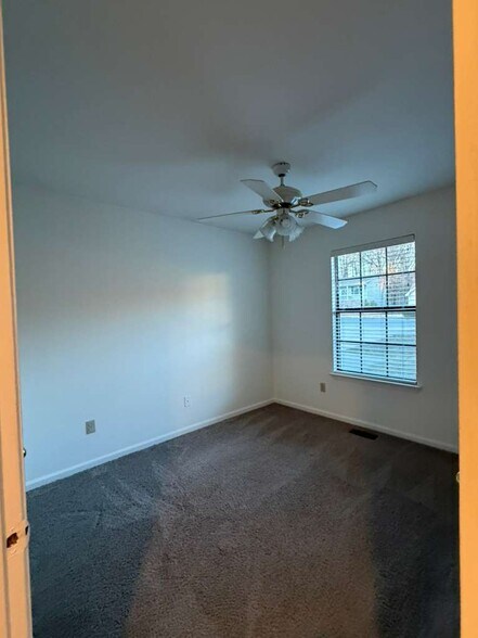 Building Photo - 11409 Hickory Hill Rd