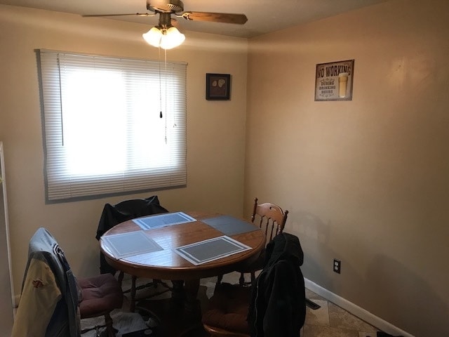 Building Photo - Beautiful single level home with fenced yard