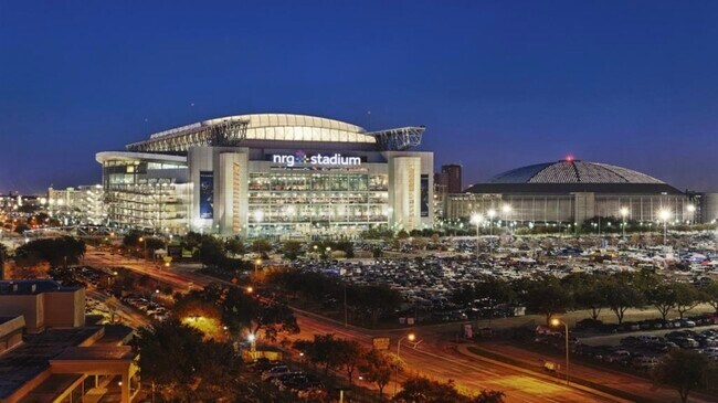 Building Photo - 9711 Linkmeadow Ln