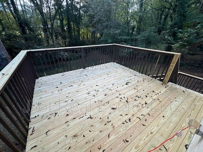 Building Photo - 459 Oak Hill Cir