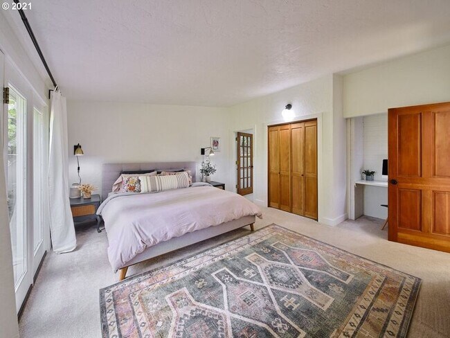 Building Photo - 1641 NW 31st Ave