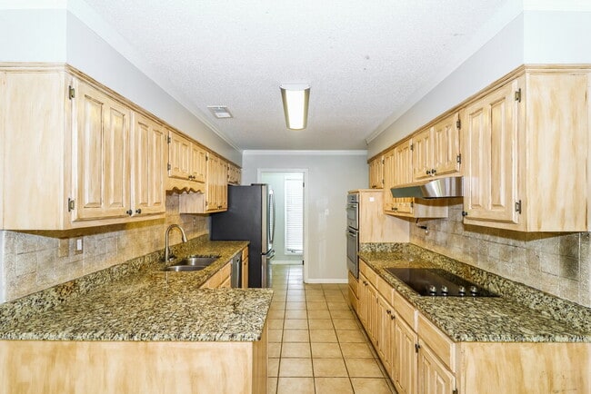 Building Photo - 472 Sanga Cir E