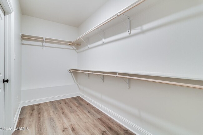 Building Photo - 209 Mintmere Ln