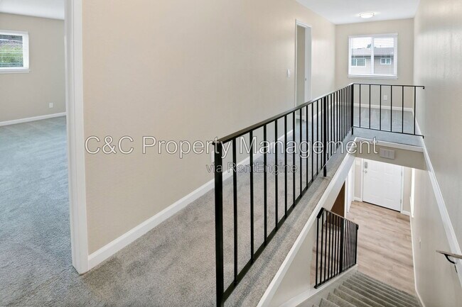 Building Photo - 151 Brennan St