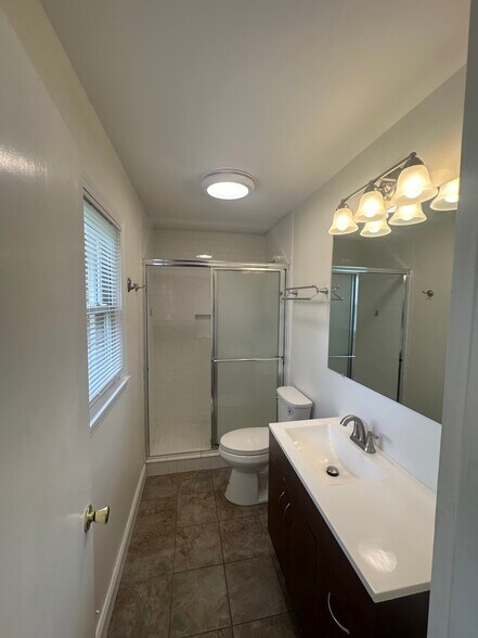 Building Photo - 6512 Springfield Dr