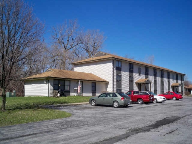 Building Photo - The Pines
