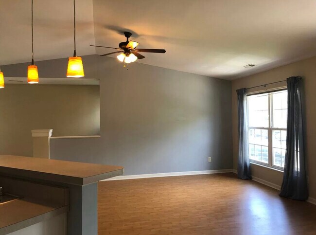Building Photo - 538 Rivers Breeze Dr