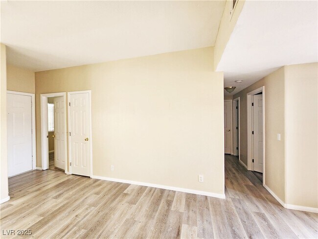 Building Photo - 1444 Star Rd