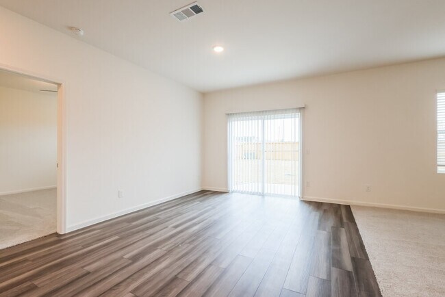 Building Photo - 3723 Kennedy Clover Ct