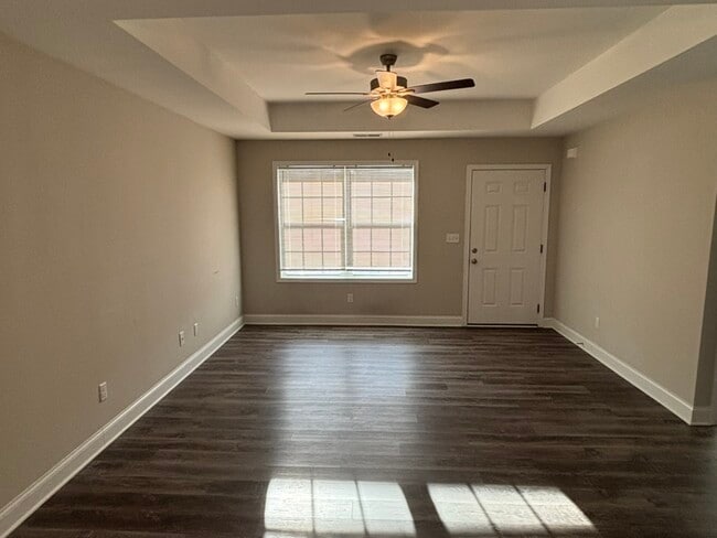 Building Photo - 936 W Liberty St