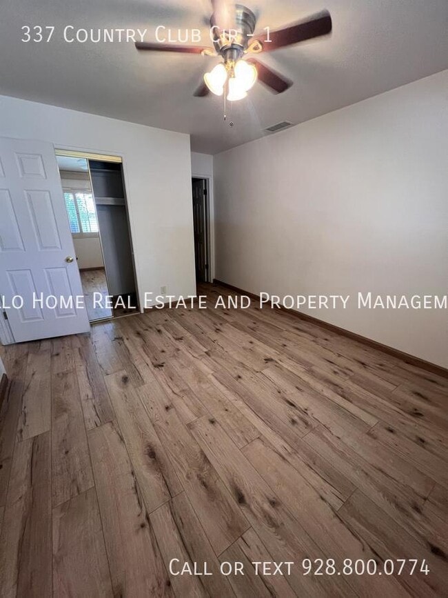 Building Photo - 337 Country Club Cir