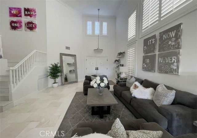 Building Photo - 8 High Bluff