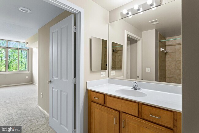 Building Photo - 4480 Market Commons Dr