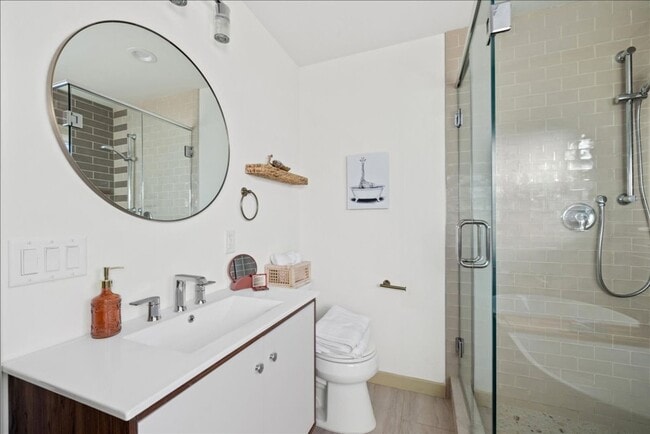 Building Photo - Stunning 4BR/2BA Home in Prime West End Location | Fully Remodeled with Custom Touches