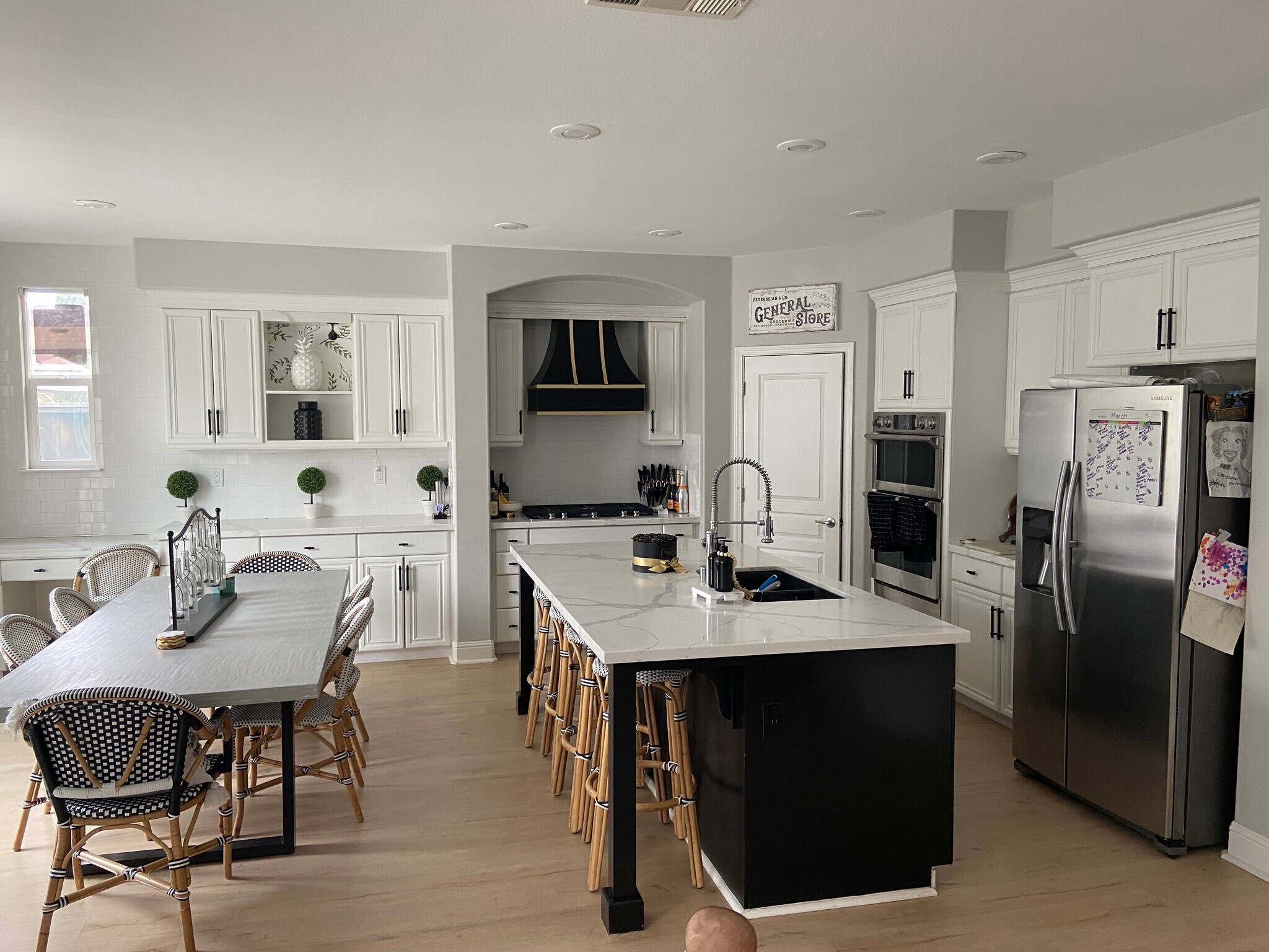 Building Photo - 2070 Katnich Ln