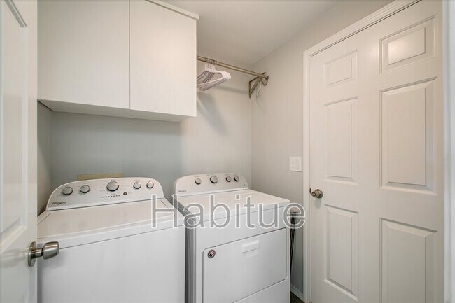 Building Photo - 9025 W Lorinda Dr