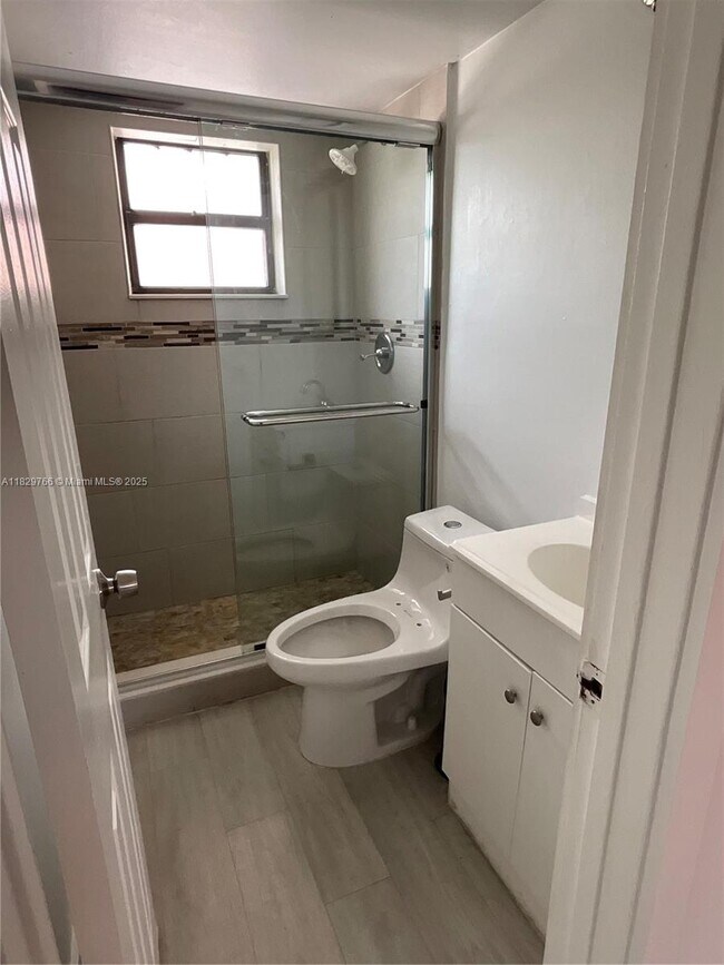 Building Photo - 2775 W 62nd St