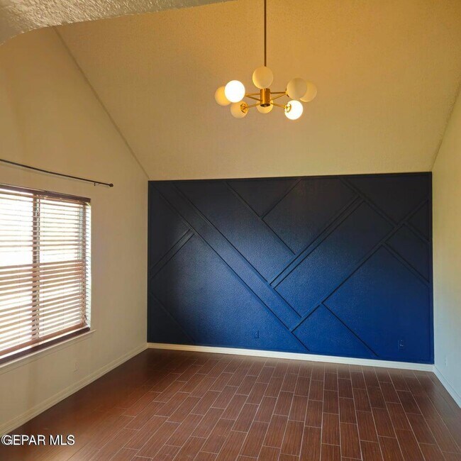 Building Photo - 7337 Canyon Run Dr