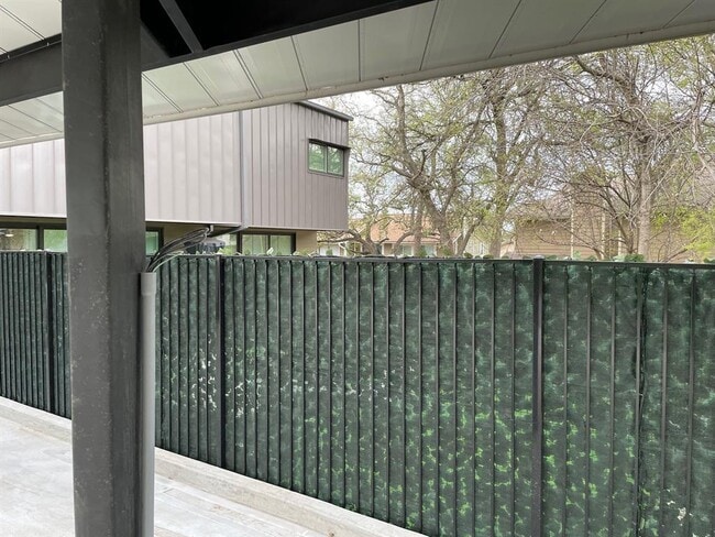 Building Photo - 2203 Walsh Tarlton Ln