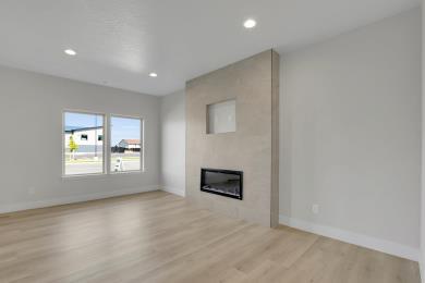 Building Photo - 749 Creative Way