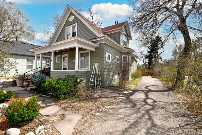 Building Photo - 835 E Boulder St