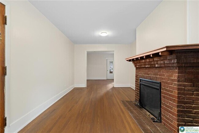 Building Photo - 1206 Linden St