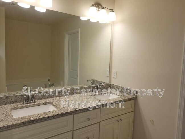 Building Photo - 4501 Fulson Dr