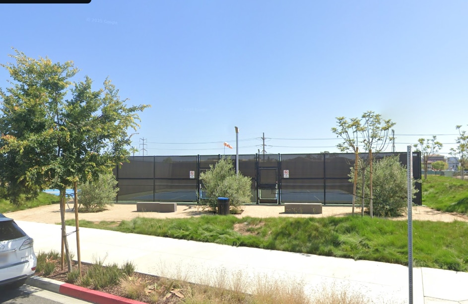 Building Photo - 16450 Veterans Wy