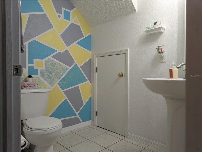 Building Photo - 10740 Keys Gate Dr