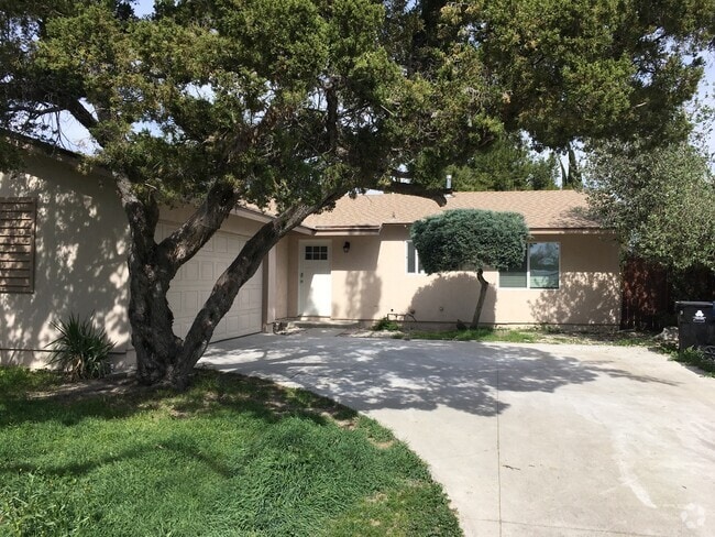 Building Photo - 23719 Sylvan St