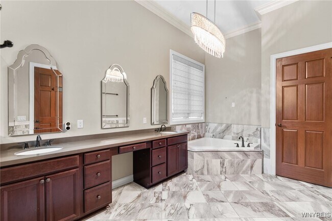 Building Photo - 9743 Cobblestone Dr