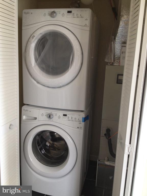 Building Photo - 228 Arch St