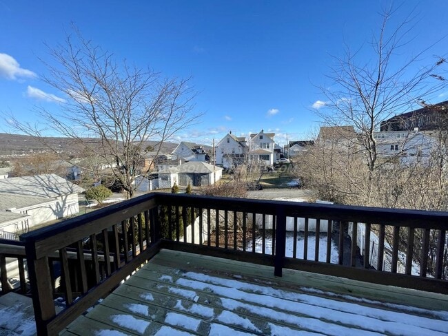 Building Photo - 1310 Amherst St