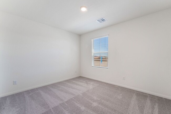 Building Photo - Brand-new 4-bedroom home located in the de...