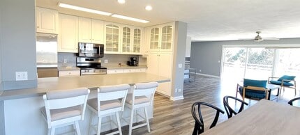 Building Photo - 5106 Meinders Rd
