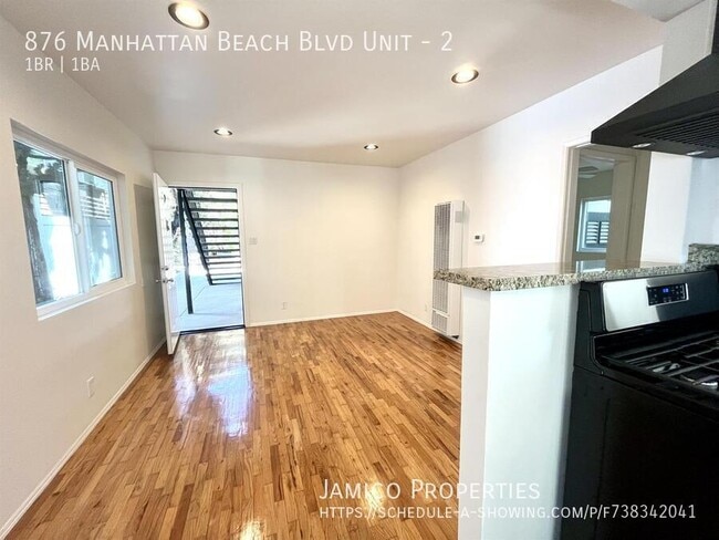 Building Photo - 876 Manhattan Beach Blvd