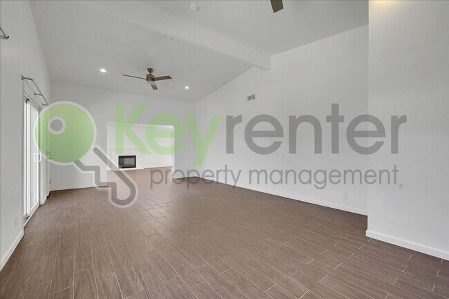 Building Photo - 8133 Molokai Way