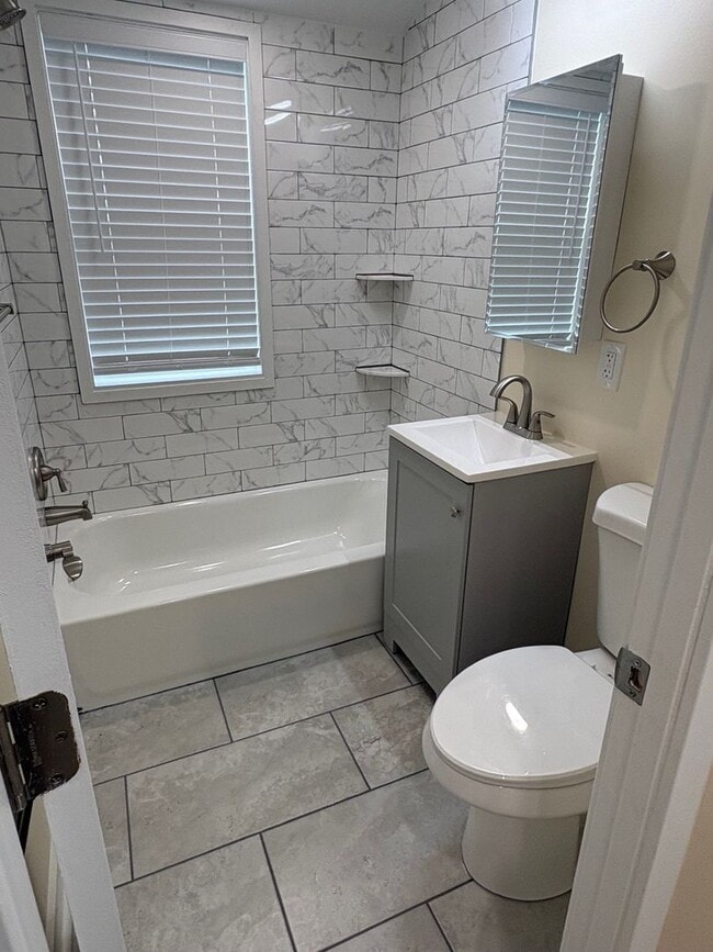 Building Photo - Beautifully Rebuilt Three Bedroom Duplex Near Four Mile Run and I-395