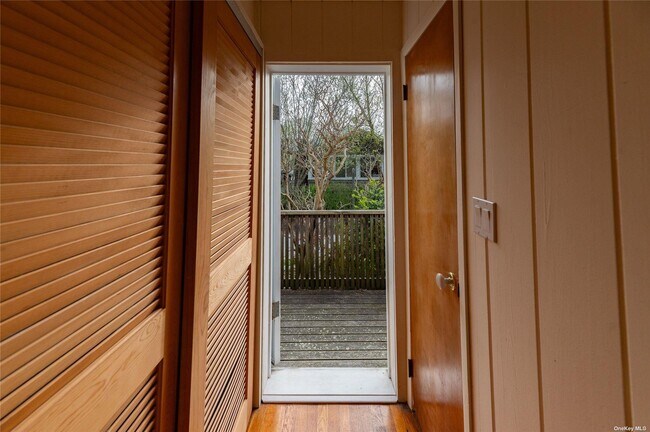 Building Photo - 581 Bayberry Walk