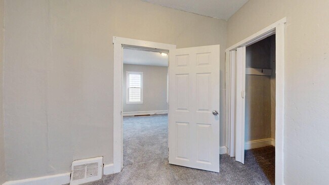 Building Photo - 3523 Walton Ave