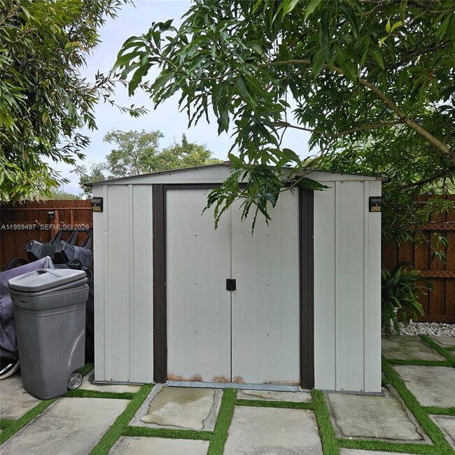 Building Photo - 19623 NW 30th Pl