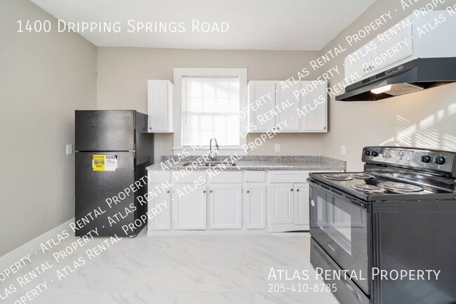 Building Photo - 1400 Dripping Springs Rd NW