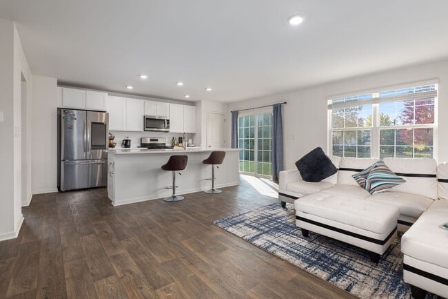 Building Photo - 2115 Canyon Creek Ct