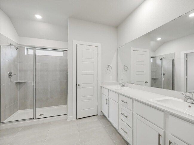 Building Photo - 1136 Del Rio Dr