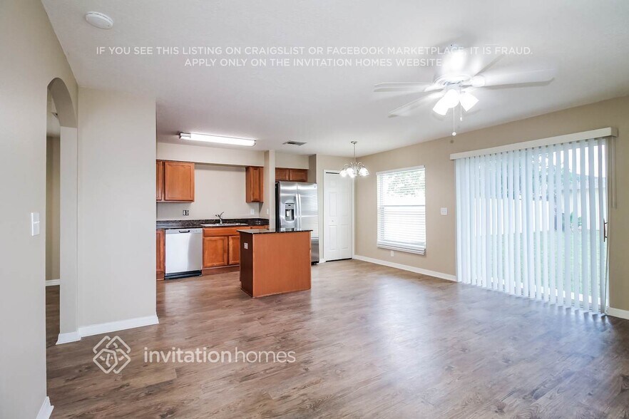 Building Photo - 17402 Garden Heath Ct